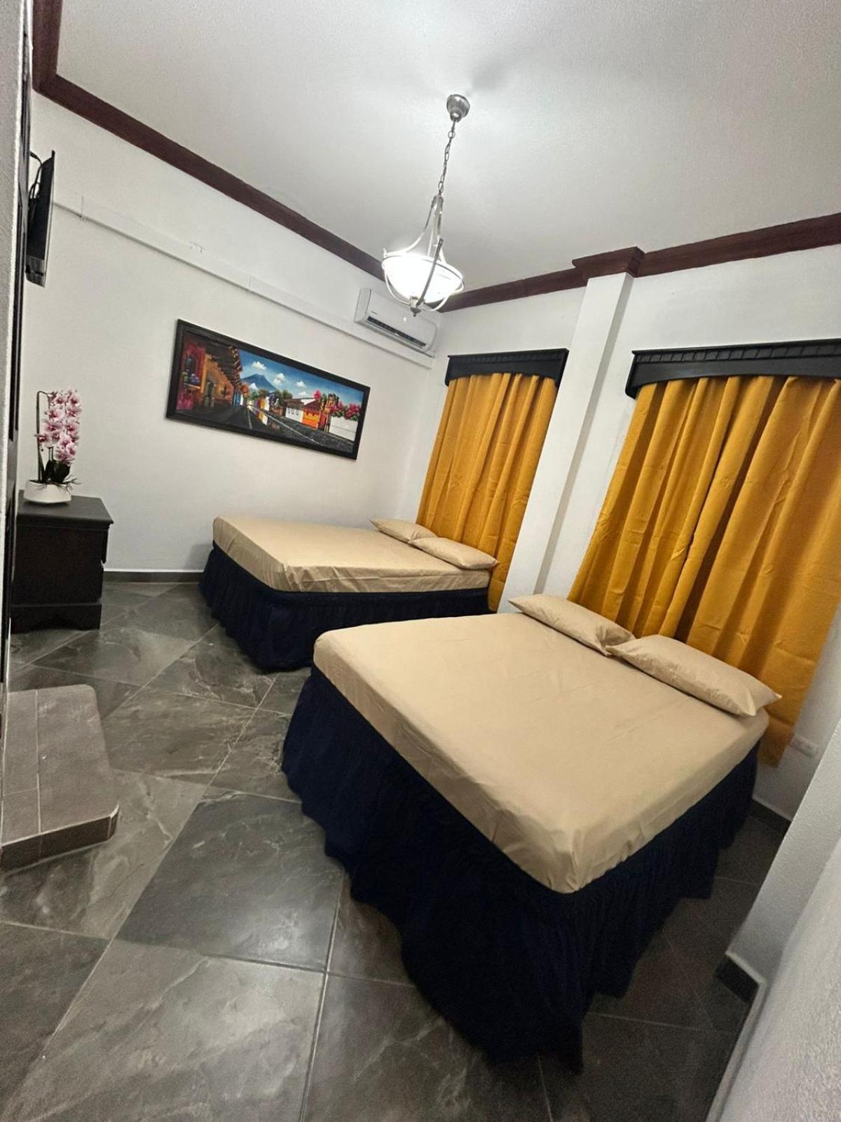 Hostal Casa De Grethel Flores Buitenkant foto