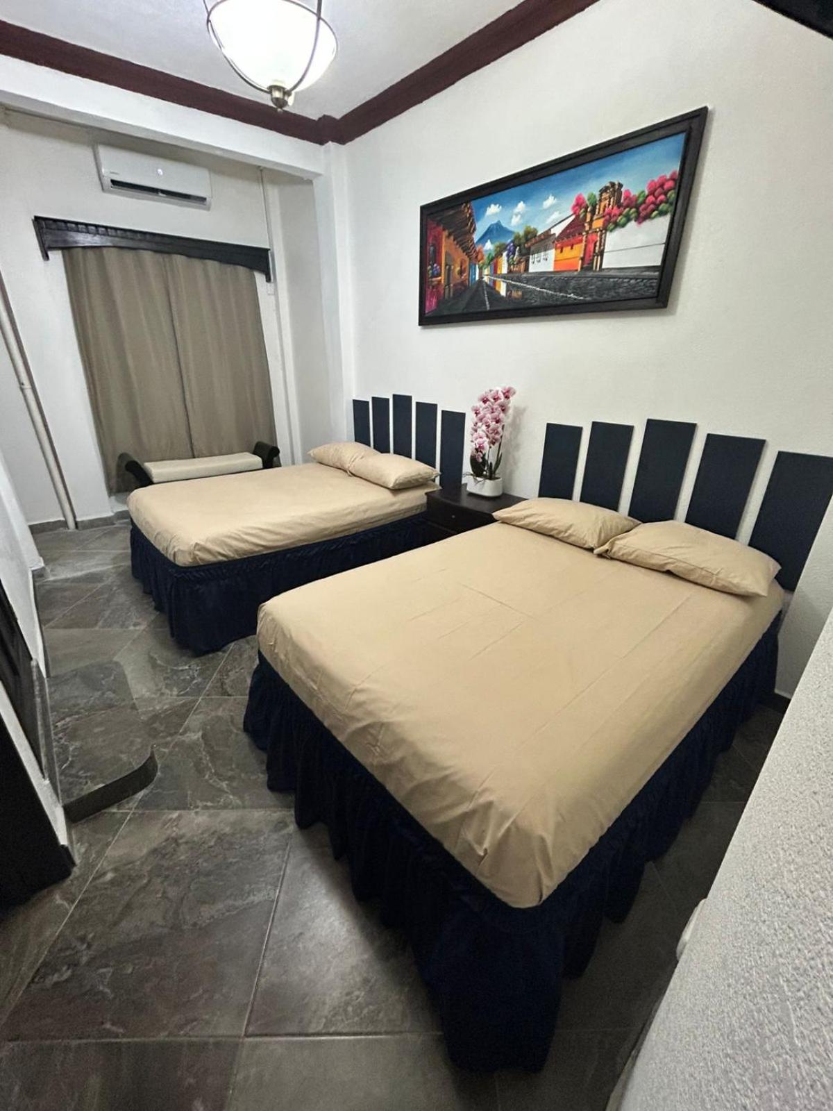 Hostal Casa De Grethel Flores Buitenkant foto